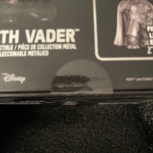 Funko Pop! Die-Cast Star Wars DARTH VADER #02 Funko Shop Exclusive Black - Picture 5 of 8